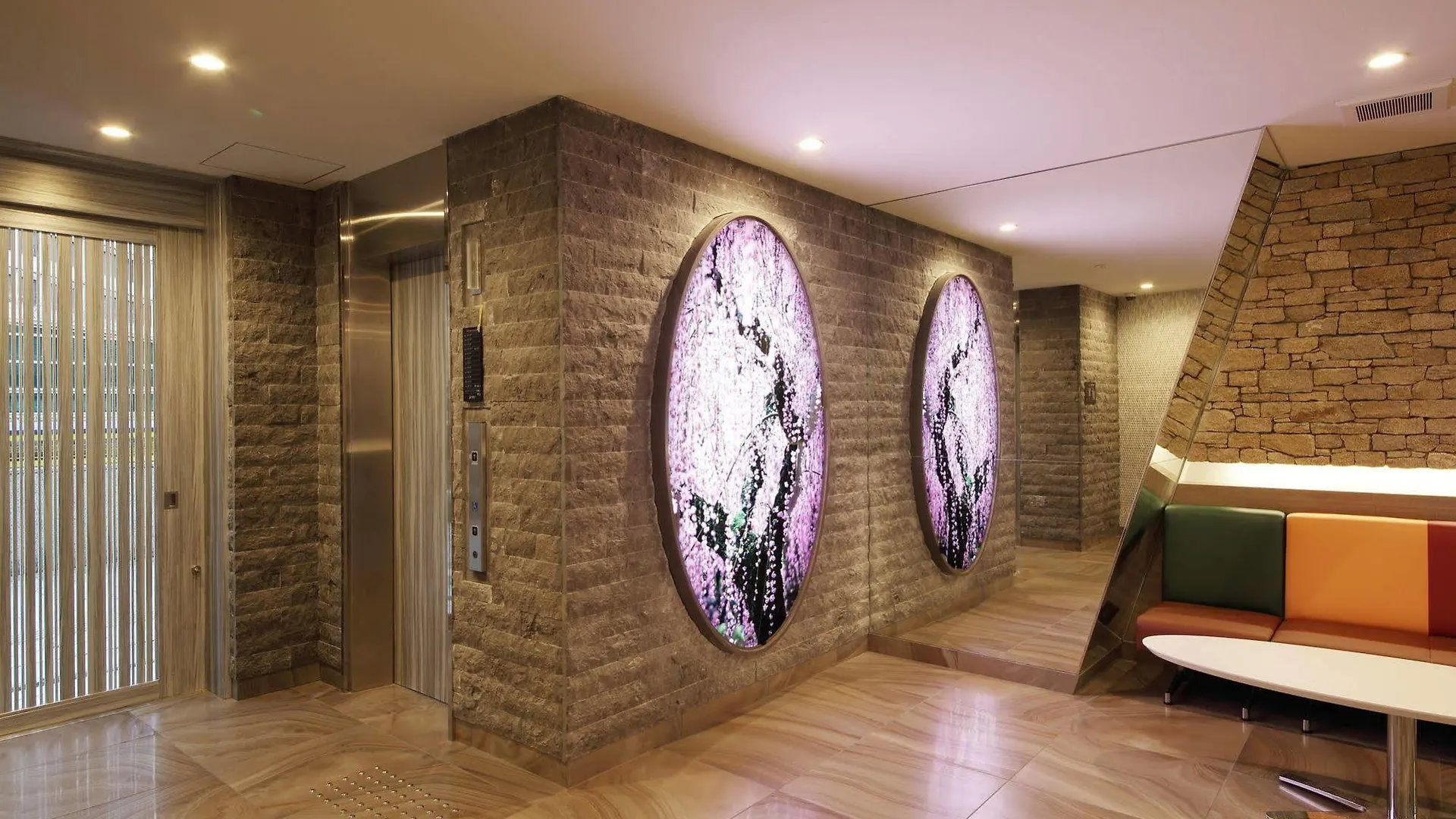 Sarasa Hotel Shinsaibashi Osaka 4*,